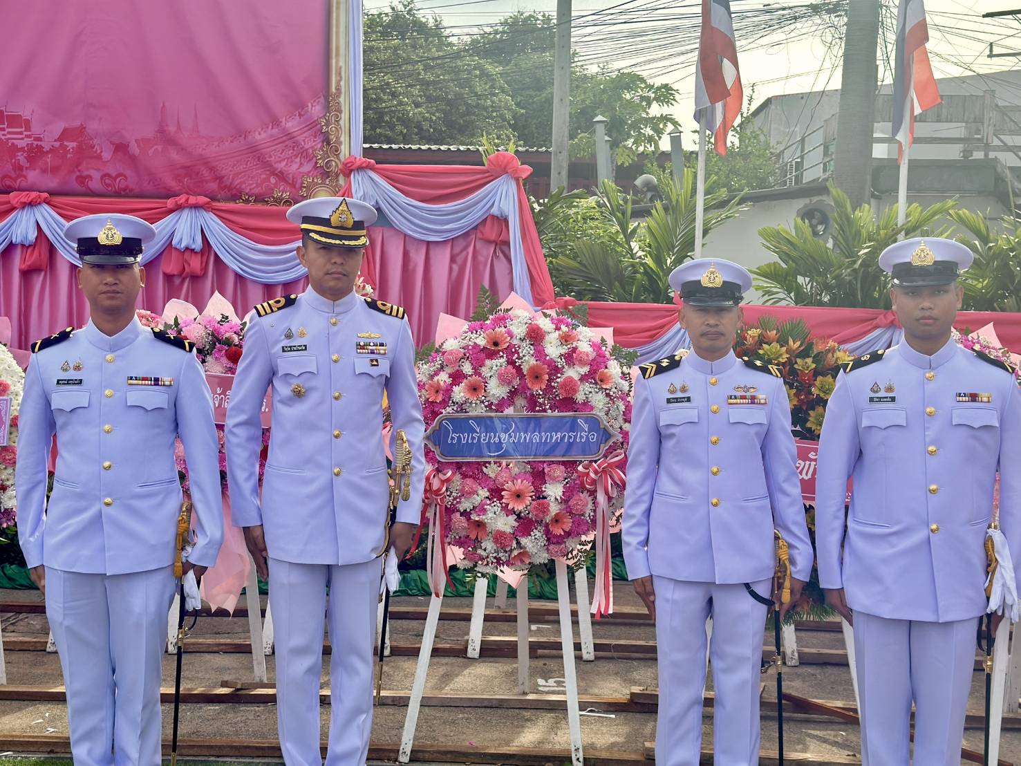 โรงเรียนชุมพลทหารเรือ ร่วมพิธี 'วันปิยมหาราช ๒๕๖๘' น้อมรำลึกถึง "พระปิยมหาราช" ผู้ทรงเป็นที่รักยิ่งของปวงชนชาวไทย ณ ที่ว่าการอำเภอสัตหีบ